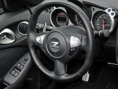 2013款 370Z 3.7L 自动 Roadster