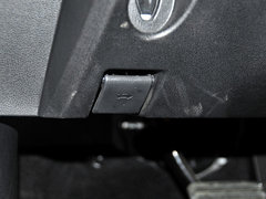 2013款 370Z 3.7L 自动 Roadster