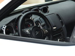 2013款 370Z 3.7L 自动 Roadster