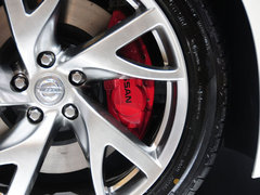 2013款 370Z 3.7L 自动 Roadster