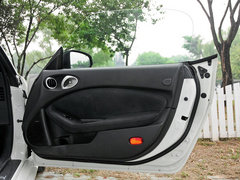 2013款 370Z 3.7L 自动 Roadster
