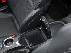 2013款 370Z 3.7L 自动 Roadster