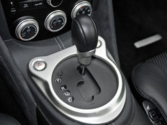 2013款 370Z 3.7L 自动 Roadster