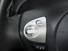 2013款 370Z 3.7L 自动 Roadster