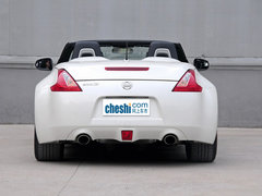 2013款 370Z 3.7L 自动 Roadster