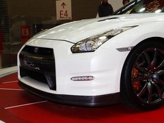2014款 3.8T DCT Premium Edition 棕红内饰