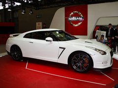 2014款 3.8T DCT Premium Edition 棕红内饰