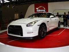 2014款 3.8T DCT Premium Edition 棕红内饰