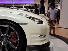2014款 3.8T DCT Premium Edition 棕红内饰