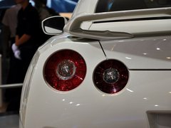 2014款 3.8T DCT Premium Edition 棕红内饰