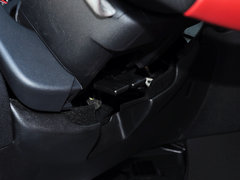 2014款 3.8T DCT Premium Edition 棕红内饰