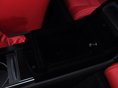 2014款 3.8T DCT Premium Edition 棕红内饰