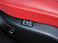 2014款 3.8T DCT Premium Edition 棕红内饰