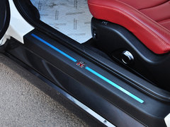 2014款 3.8T DCT Premium Edition 棕红内饰