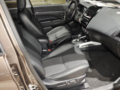 2013款 2.0L 四驱豪华版