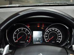 2013款 2.0L 四驱豪华版