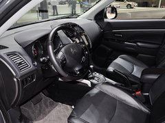 2013款 2.0L 四驱豪华版
