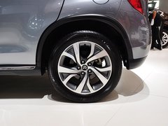 2013款 2.0L 四驱豪华版