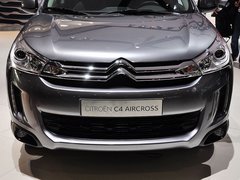 2013款 2.0L 四驱豪华版