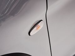 2013款 2.0L 四驱豪华版