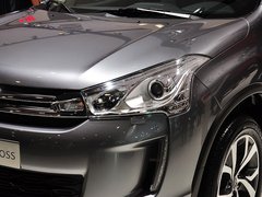 2013款 2.0L 四驱豪华版