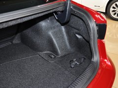 2013款 2.5L 自动 尊贵版