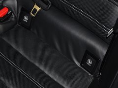 2013款 2.5L 自动 尊贵版