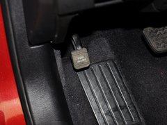2013款 2.5L 自动 尊贵版