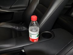 2013款 2.5L 自动 尊贵版