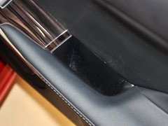 2013款 2.5L 自动 尊贵版