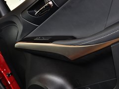2013款 2.5L 自动 尊贵版