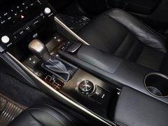 2013款 2.5L 自动 尊贵版