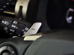 2013款 2.5L 自动 尊贵版