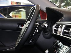2013款 2.5L 自动 尊贵版