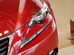 2013款 2.5L 自动 尊贵版