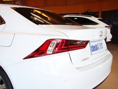 2013款 2.5L 自动 F SPORT