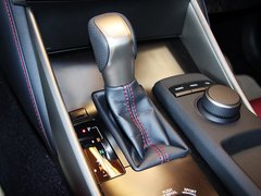 2013款 2.5L 自动 F SPORT