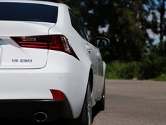 2013款 2.5L 自动 F SPORT