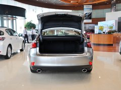 2013款 2.5L 自动 领先版