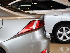 2013款 2.5L 自动 领先版