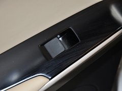 2013款 2.5L 自动 领先版