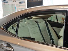 2013款 2.5L 自动 领先版