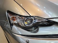 2013款 2.5L 自动 领先版