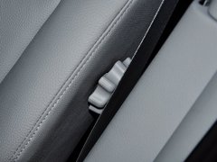 2013款 2.0T 自动 商务型 7座