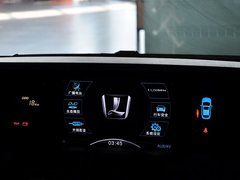 2013款 2.0T 自动 商务型 7座