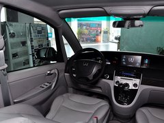 2013款 2.0T 自动 商务型 7座