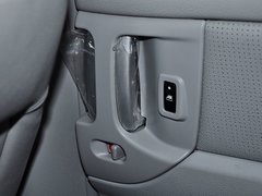 2013款 2.0T 自动 商务型 7座