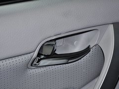 2013款 2.0T 自动 商务型 7座