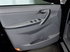 2013款 2.0T 自动 商务型 7座