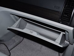2013款 2.0T 自动 商务型 7座